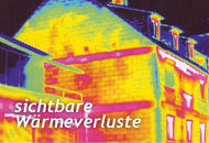 Thermografieaufnahme einer Fassade mit sichtbaren Wärmeverlusten
